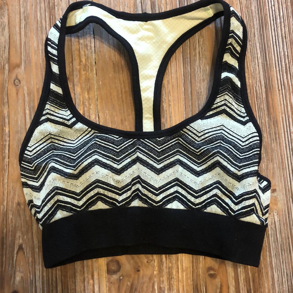 Reversible lululemon bra size 4
